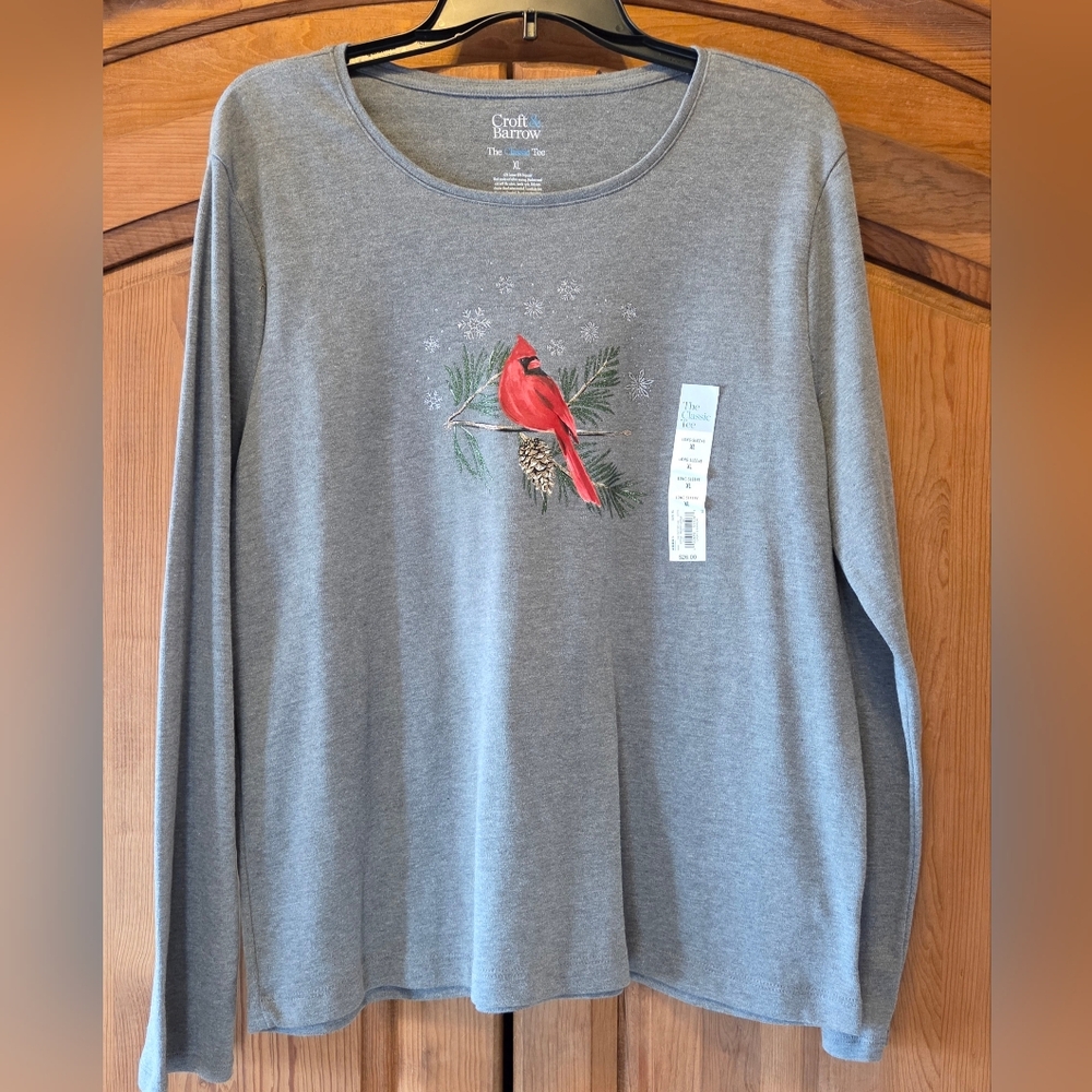 Womens XL Red Bird Cardinal Long Sleeve Tee T-Shirt Croft & Barrow Christmas NWT